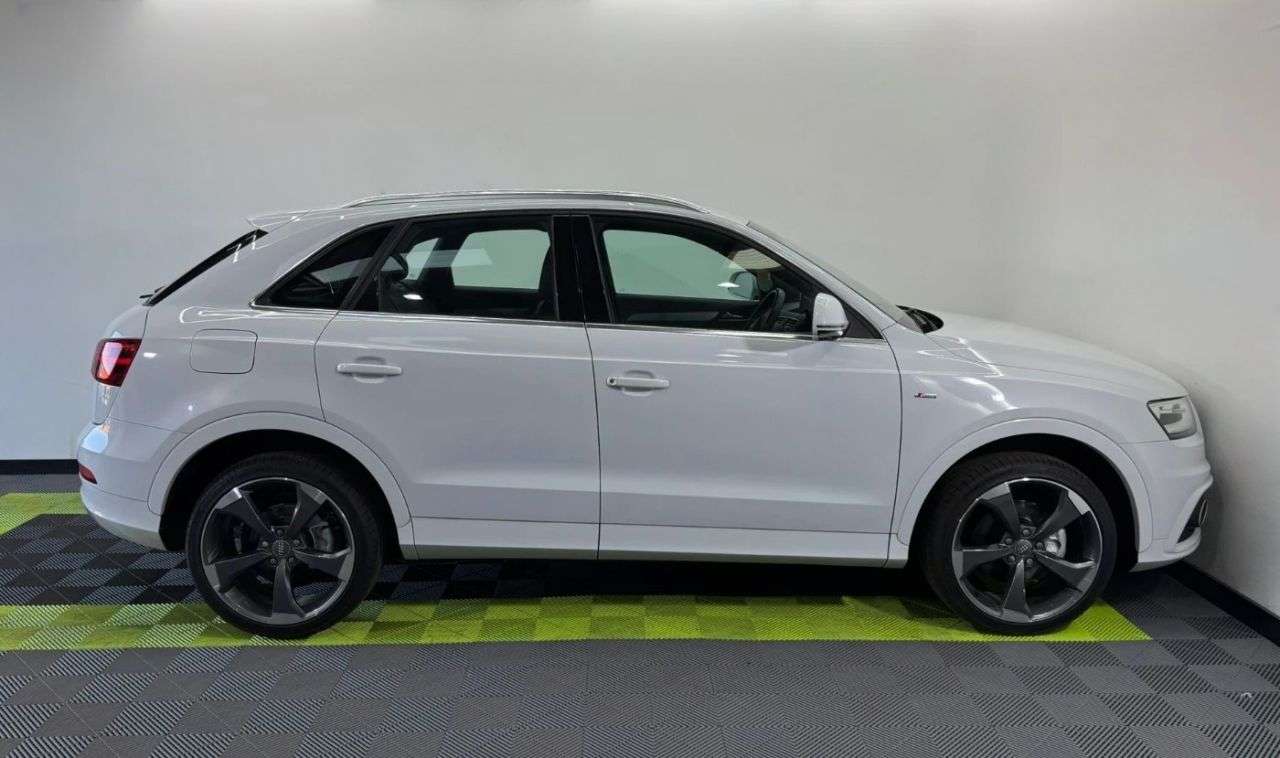2018 AUDI Q3 2018 AUDI Q3