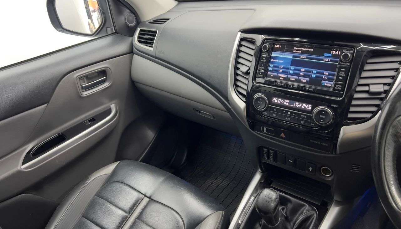 2017 MITSUBISHI L200 2017 MITSUBISHI L200