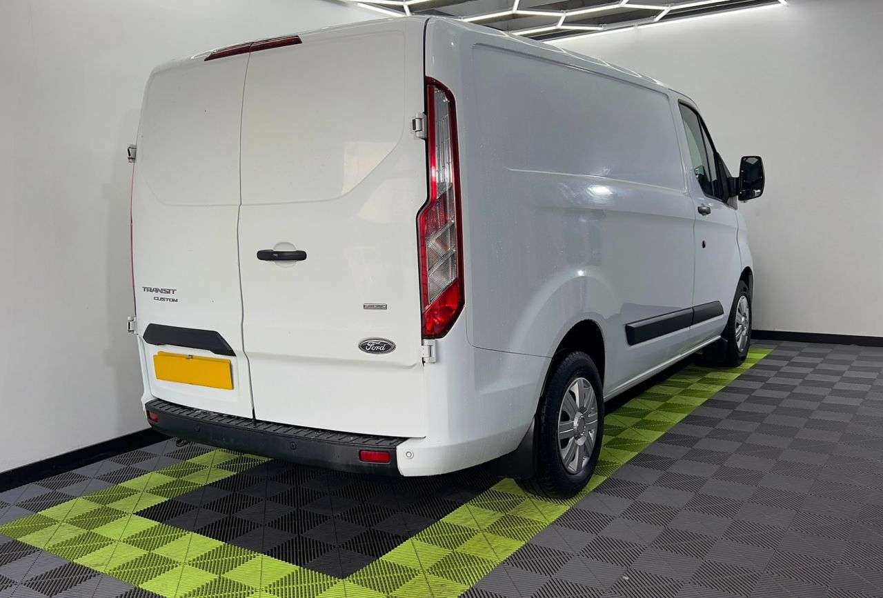 A 2018 FORD TRANSIT CUSTOM 2.0 280 EcoBlue Trend Panel Van 5dr Diesel Manual L1 H1 Euro 6 (130 ps) A 2018 FORD TRANSIT CUSTOM 2.0 280 EcoBlue Trend Panel Van 5dr Diesel Manual L1 H1 Euro 6 (130 ps)