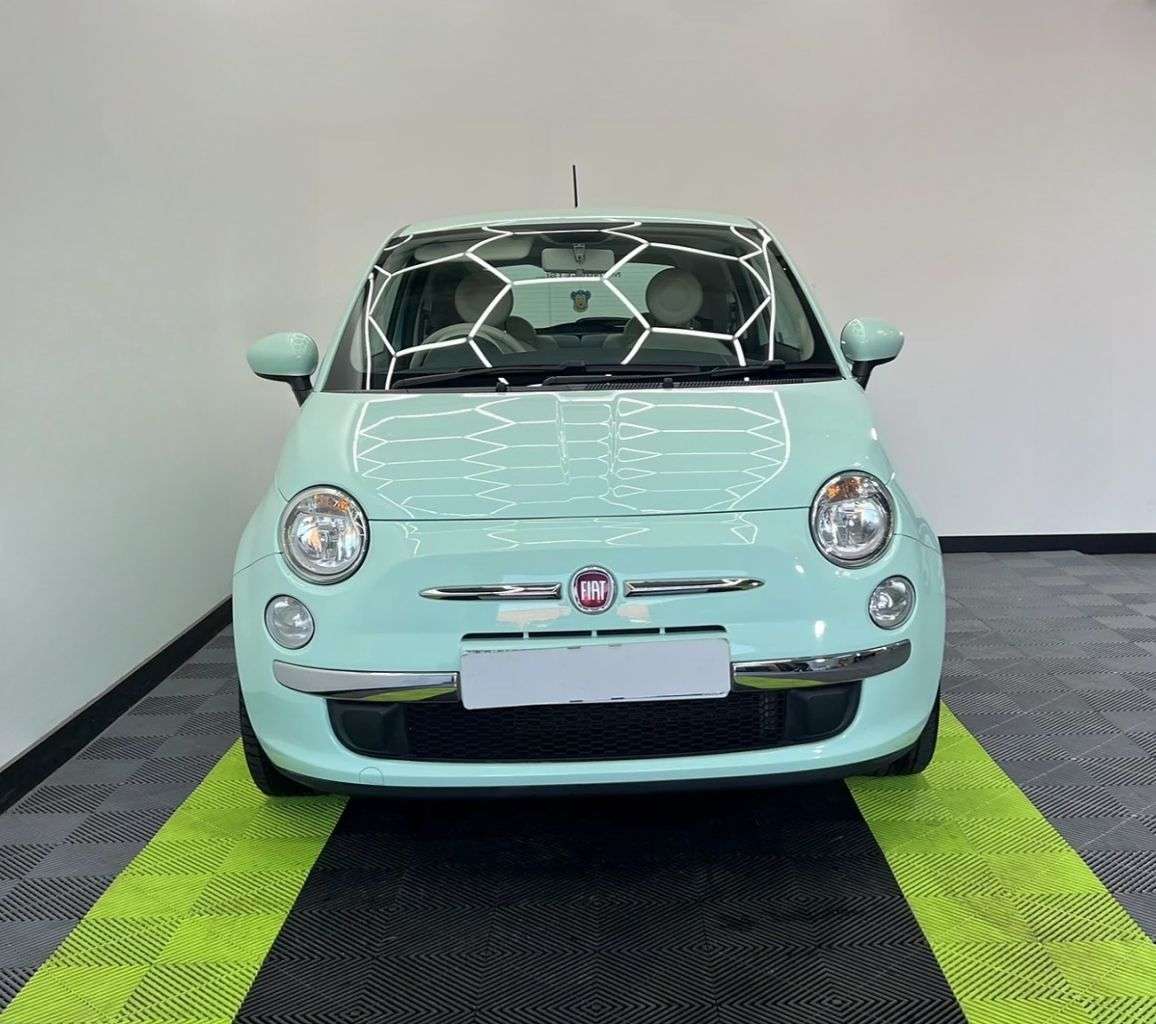 A 2015 FIAT 500 1.2 Pop Star Hatchback 3dr Petrol Manual Euro 6 (s/s) (69 bhp) A 2015 FIAT 500 1.2 Pop Star Hatchback 3dr Petrol Manual Euro 6 (s/s) (69 bhp)