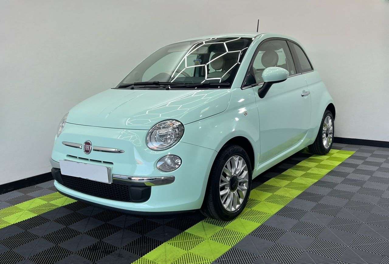 A 2015 FIAT 500 1.2 Pop Star Hatchback 3dr Petrol Manual Euro 6 (s/s) (69 bhp) A 2015 FIAT 500 1.2 Pop Star Hatchback 3dr Petrol Manual Euro 6 (s/s) (69 bhp)