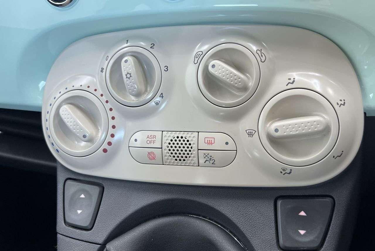 2015 FIAT 500 2015 FIAT 500