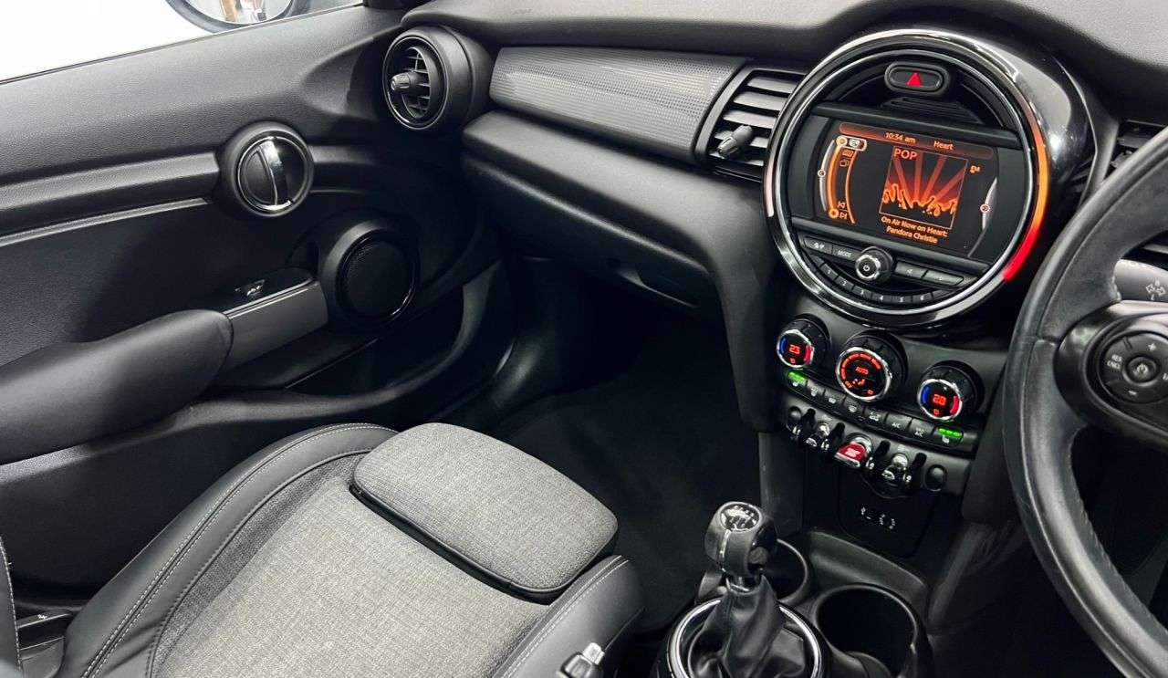 2015 MINI HATCH 2015 MINI HATCH