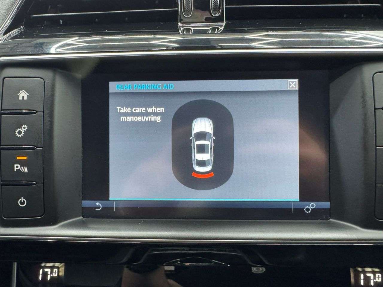 2017 JAGUAR XE 2017 JAGUAR XE