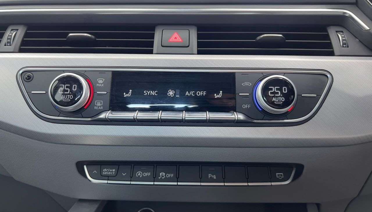 2017 AUDI A4 AVANT 2017 AUDI A4 AVANT