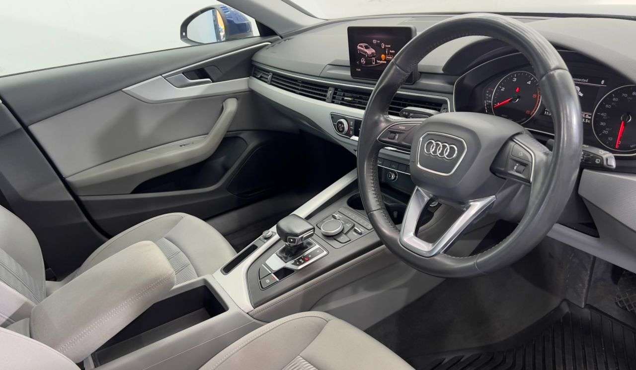 2017 AUDI A4 AVANT 2017 AUDI A4 AVANT