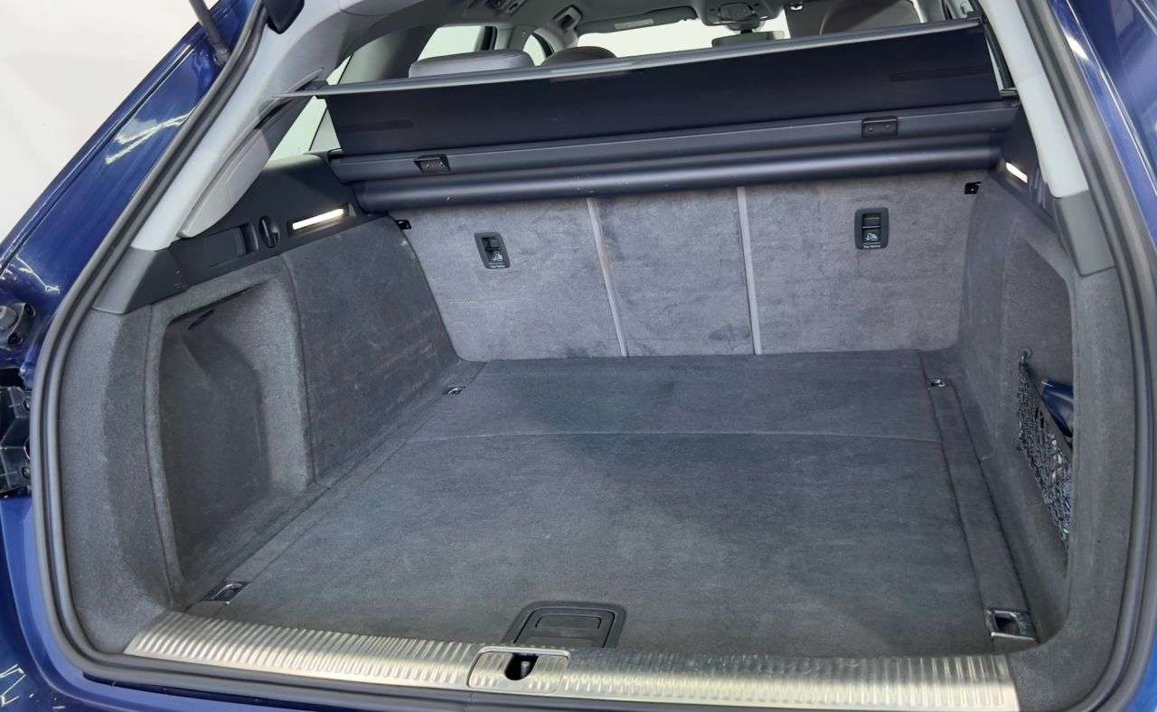 2017 AUDI A4 AVANT 2017 AUDI A4 AVANT