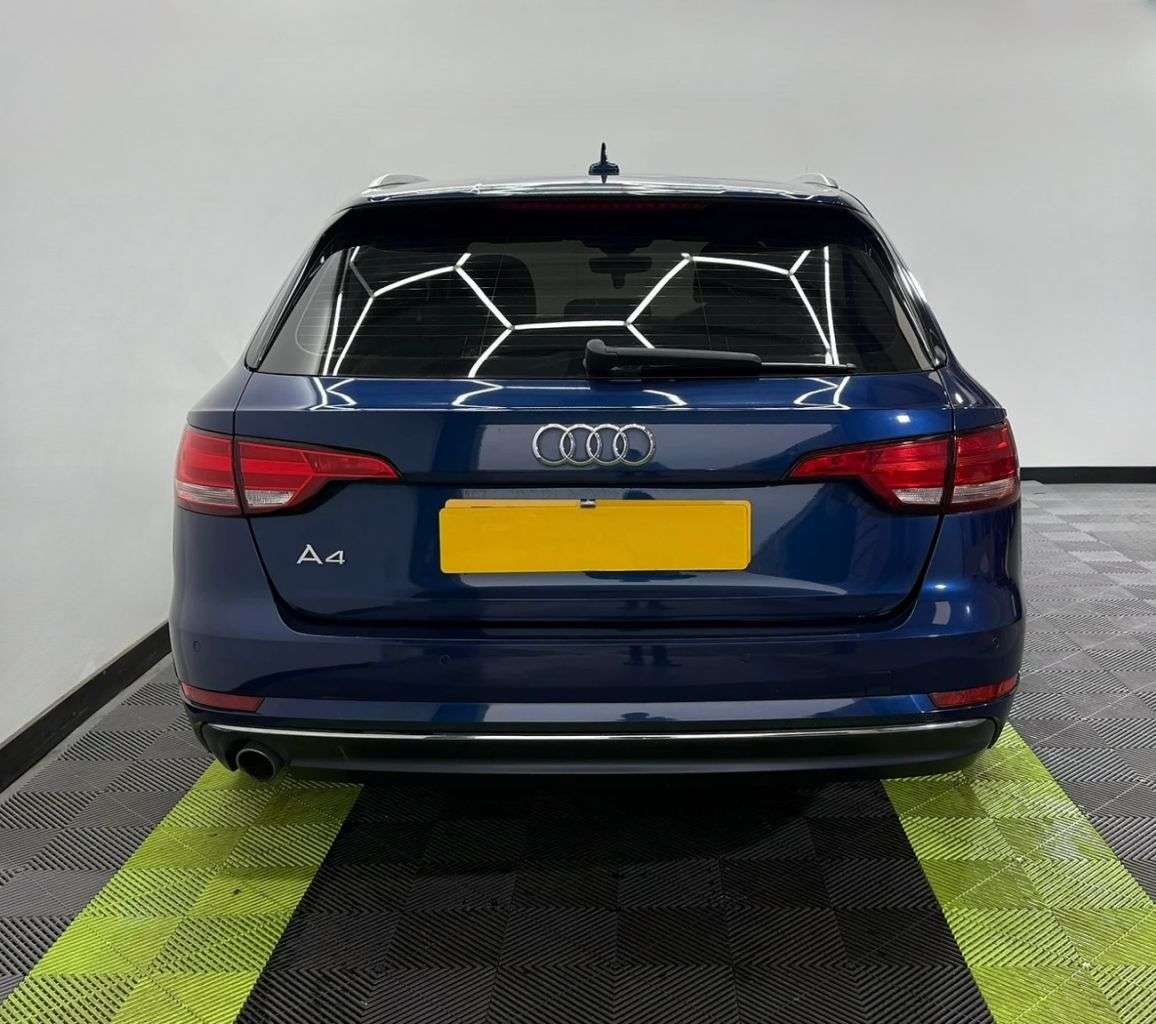 2017 AUDI A4 AVANT 2017 AUDI A4 AVANT