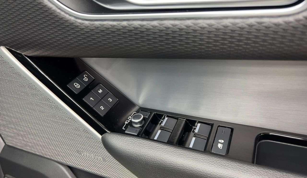 2020 LAND ROVER RANGE ROVER VELAR 2020 LAND ROVER RANGE ROVER VELAR