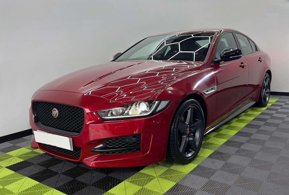 Check out this Jaguar Xe 2016 Diesel Automatic
