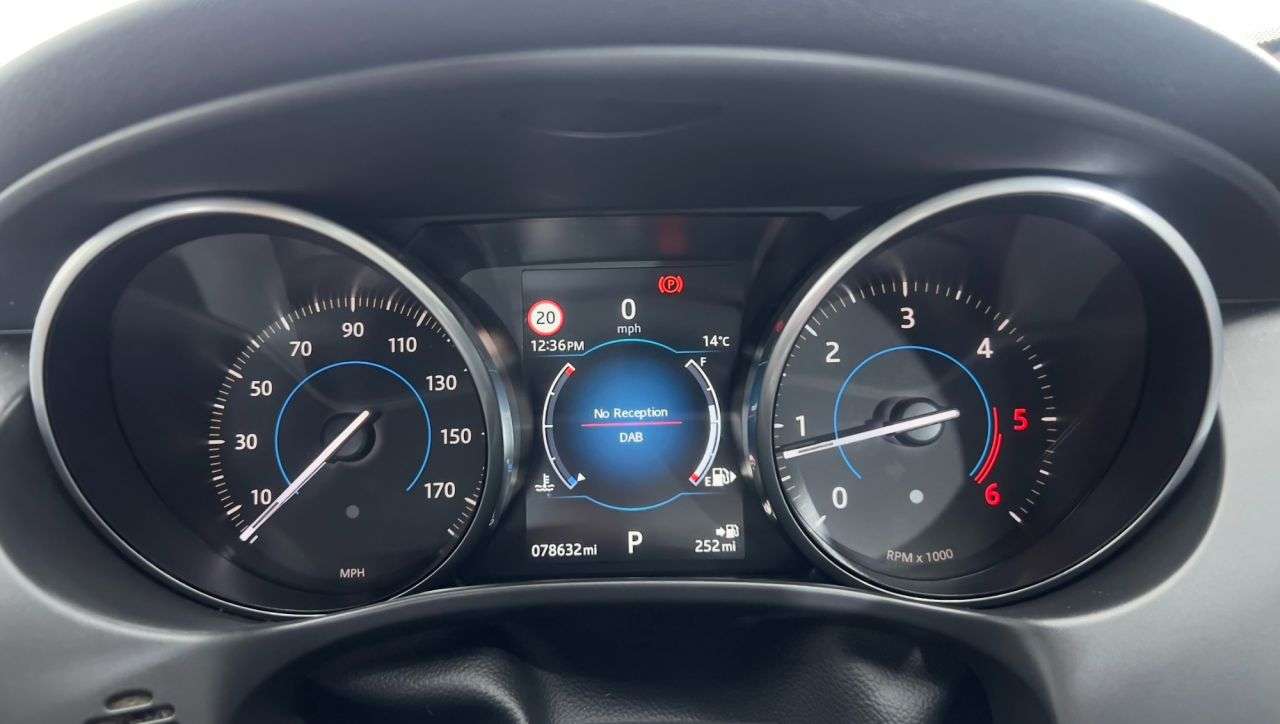 2016 JAGUAR XE 2016 JAGUAR XE