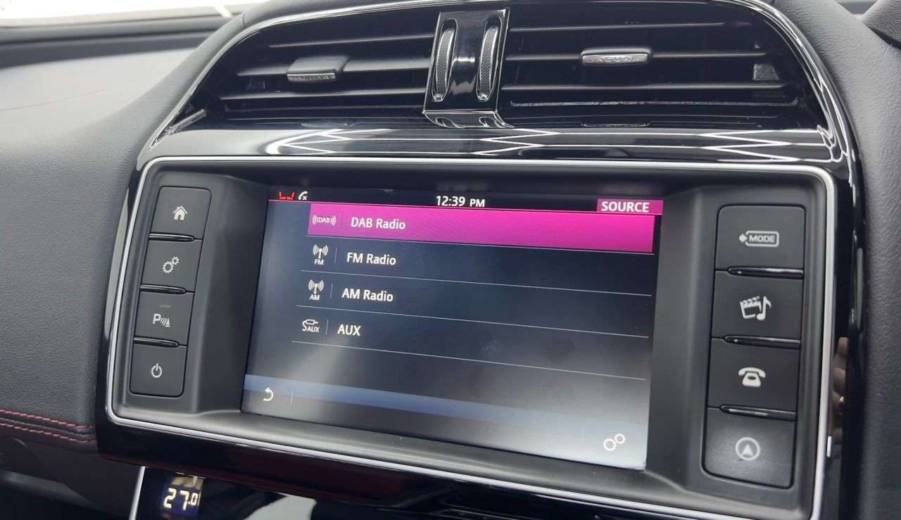 2016 JAGUAR XE 2016 JAGUAR XE