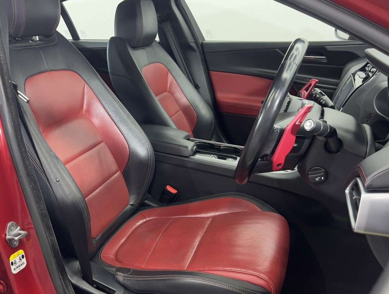 2016 JAGUAR XE 2016 JAGUAR XE