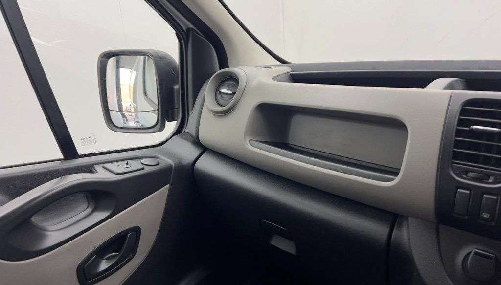 2017 RENAULT TRAFIC 2017 RENAULT TRAFIC