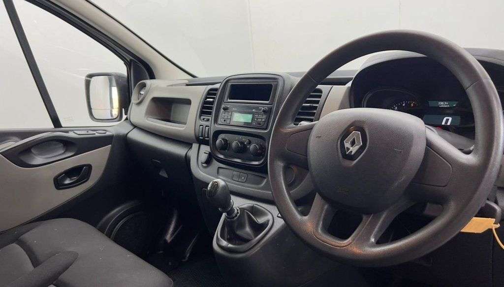 2017 RENAULT TRAFIC 2017 RENAULT TRAFIC