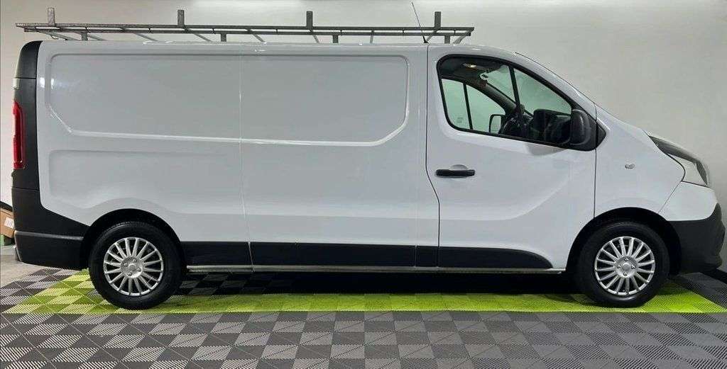 2017 RENAULT TRAFIC 2017 RENAULT TRAFIC