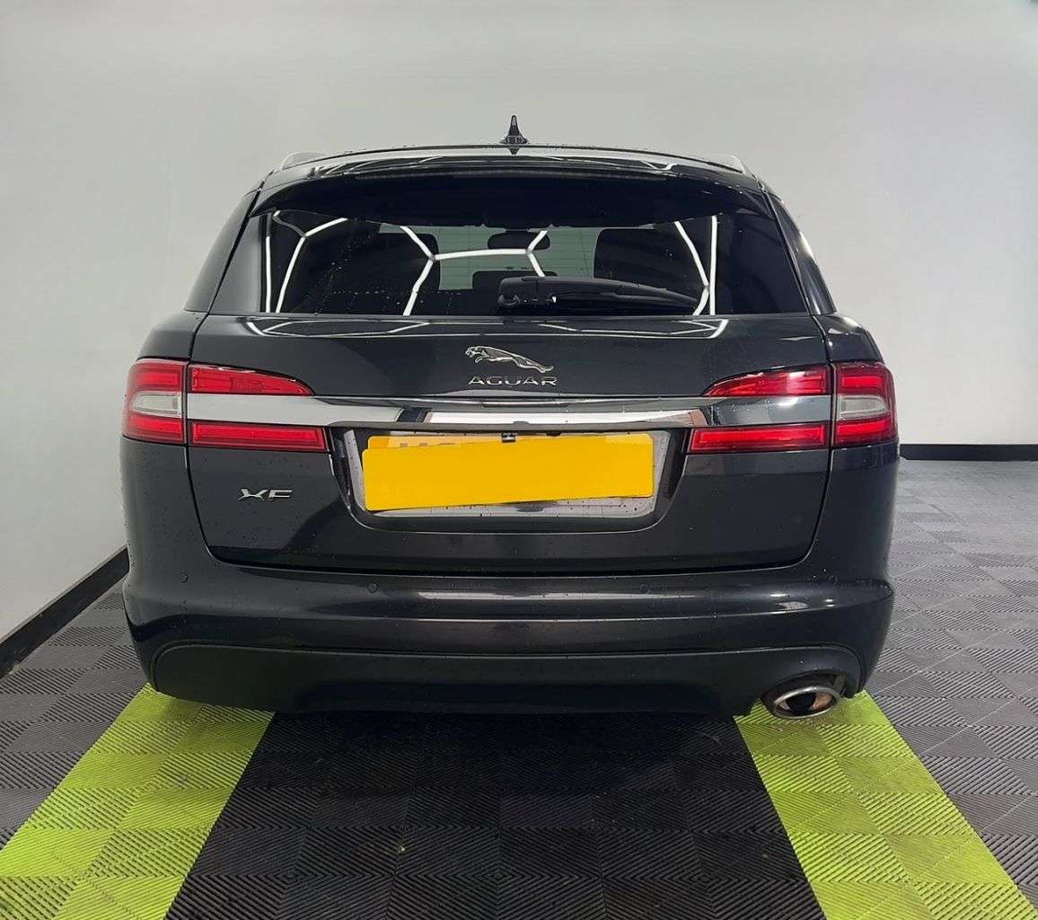 2015 JAGUAR XF 2015 JAGUAR XF