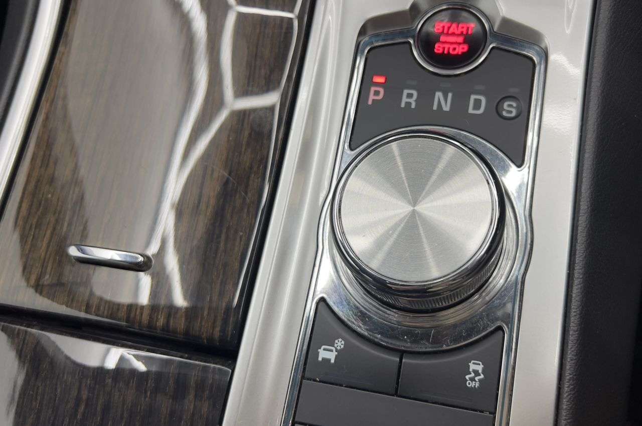 2015 JAGUAR XF 2015 JAGUAR XF