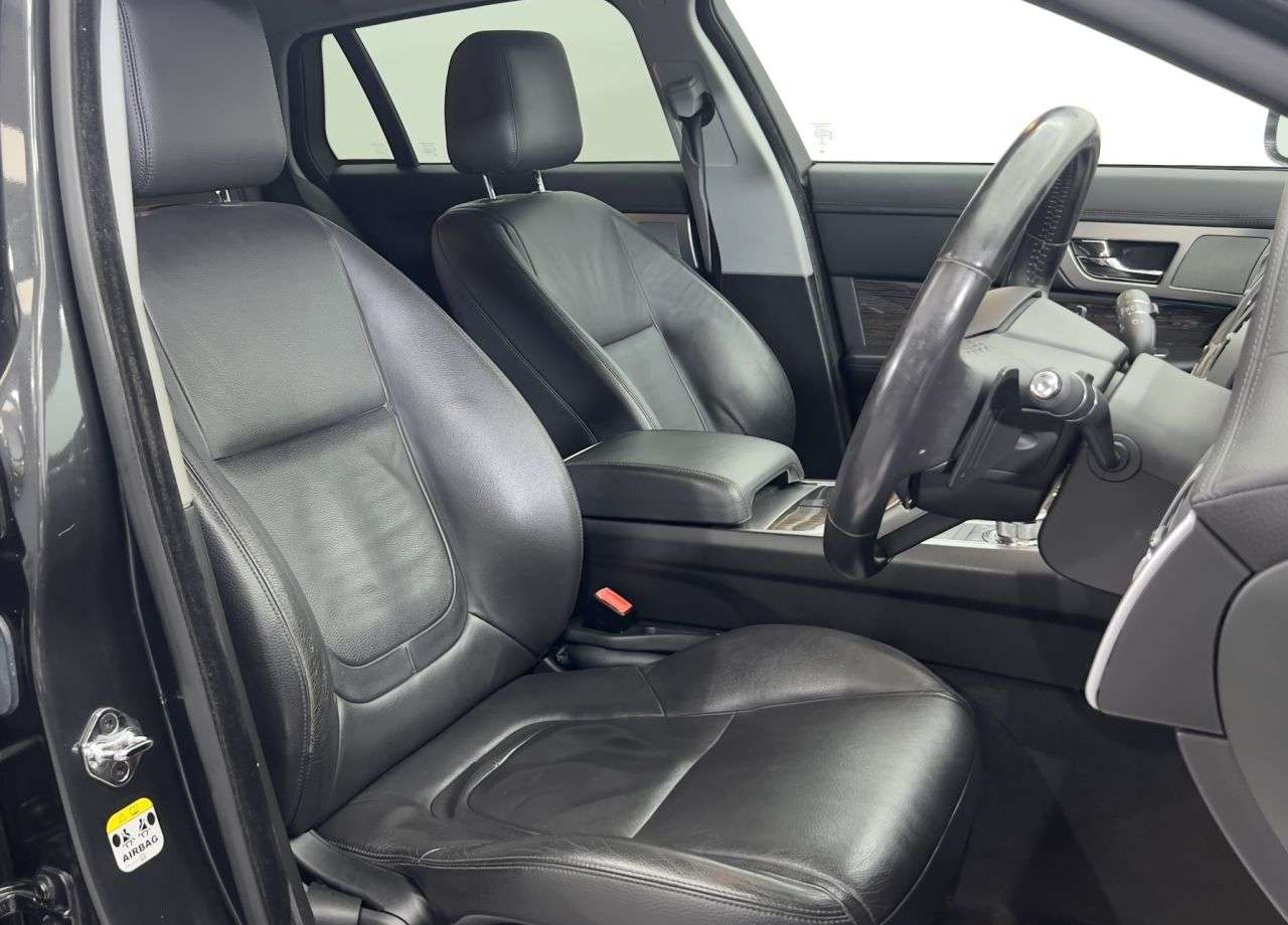 2015 JAGUAR XF 2015 JAGUAR XF