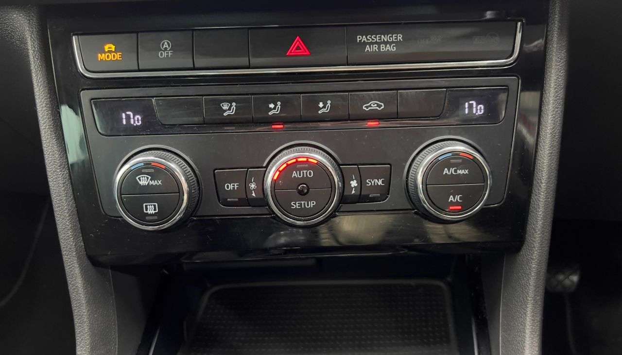 2017 AUDI A1 2017 AUDI A1