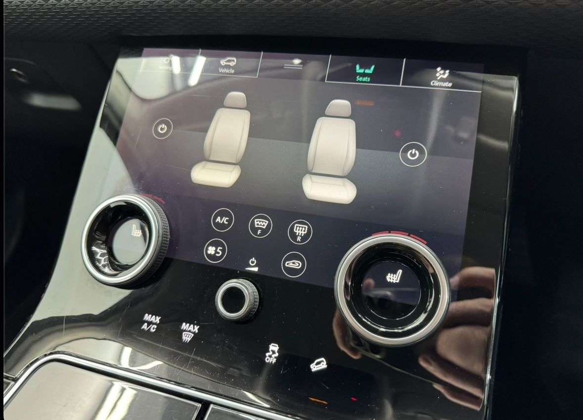 2018 LAND ROVER RANGE ROVER VELAR 2018 LAND ROVER RANGE ROVER VELAR