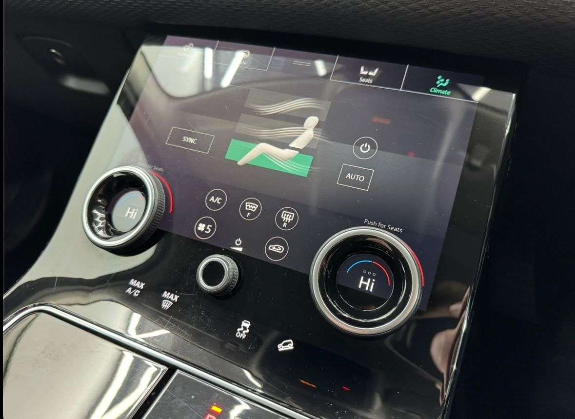 2018 LAND ROVER RANGE ROVER VELAR 2018 LAND ROVER RANGE ROVER VELAR