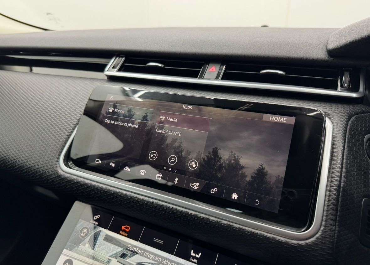 2018 LAND ROVER RANGE ROVER VELAR 2018 LAND ROVER RANGE ROVER VELAR