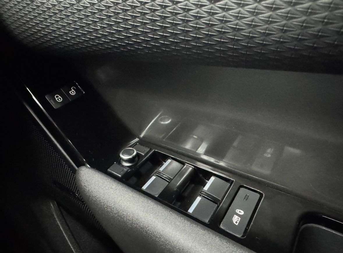 2018 LAND ROVER RANGE ROVER VELAR 2018 LAND ROVER RANGE ROVER VELAR