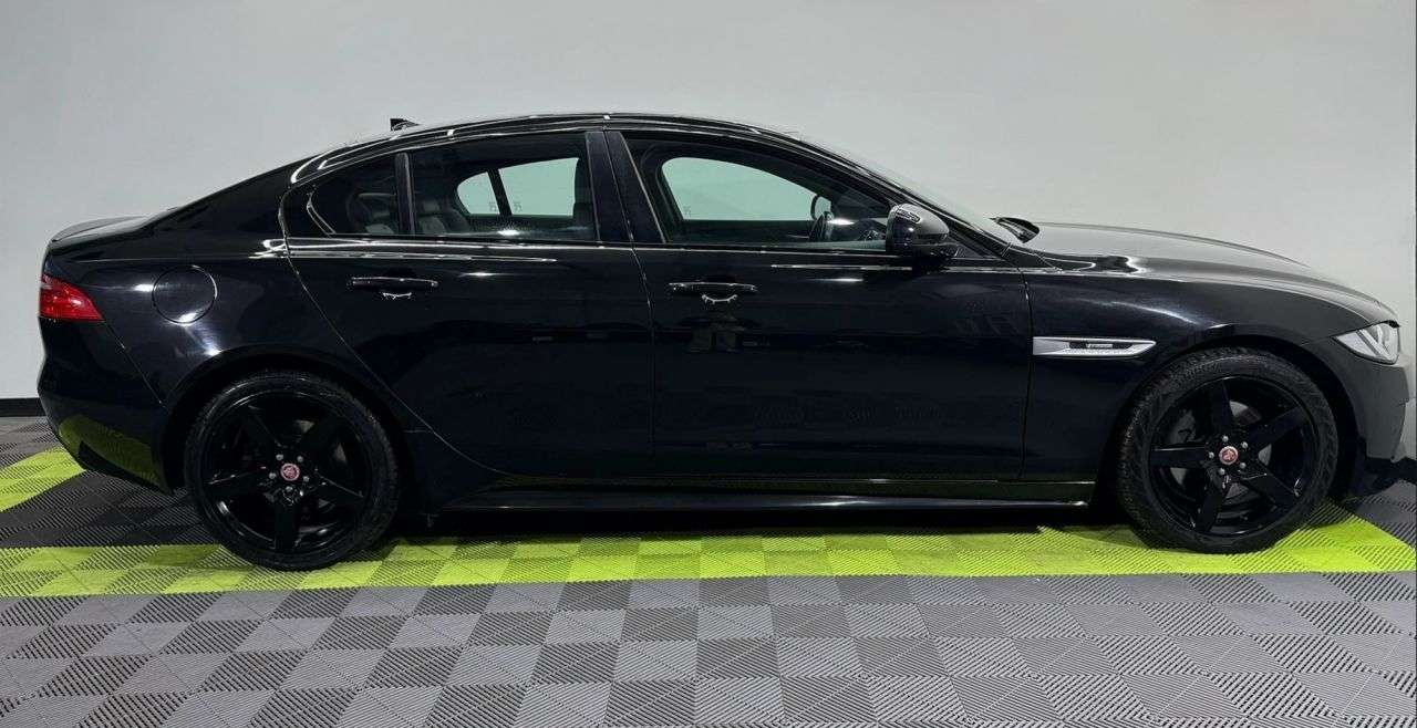 2015 JAGUAR XE 2015 JAGUAR XE