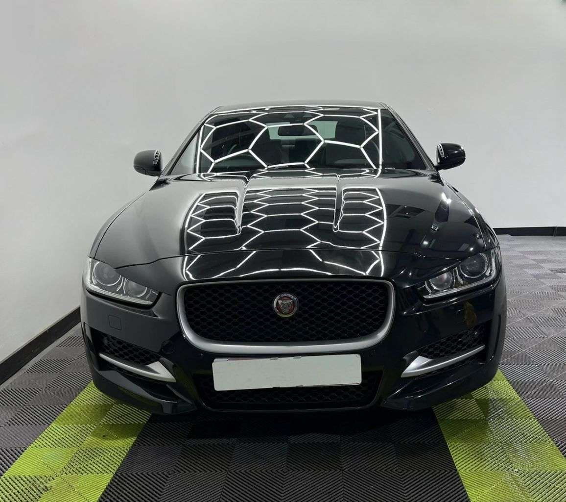 2015 JAGUAR XE 2015 JAGUAR XE