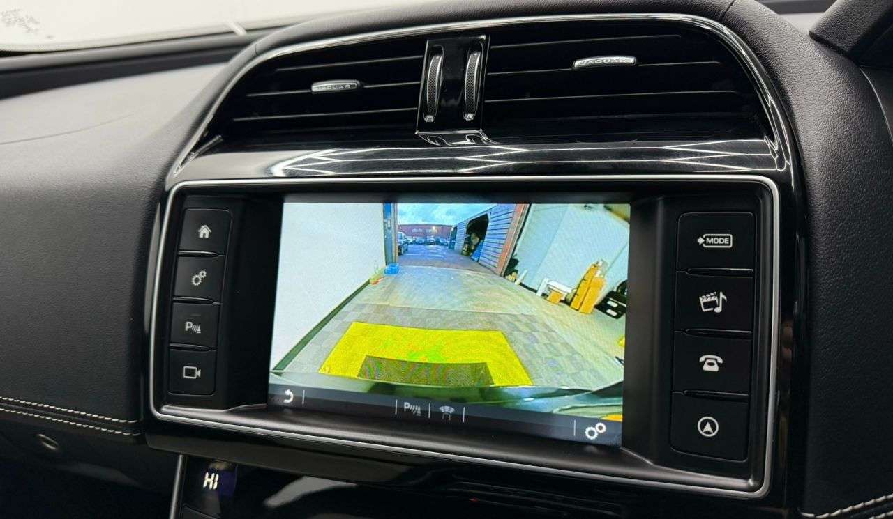 2015 JAGUAR XE 2015 JAGUAR XE