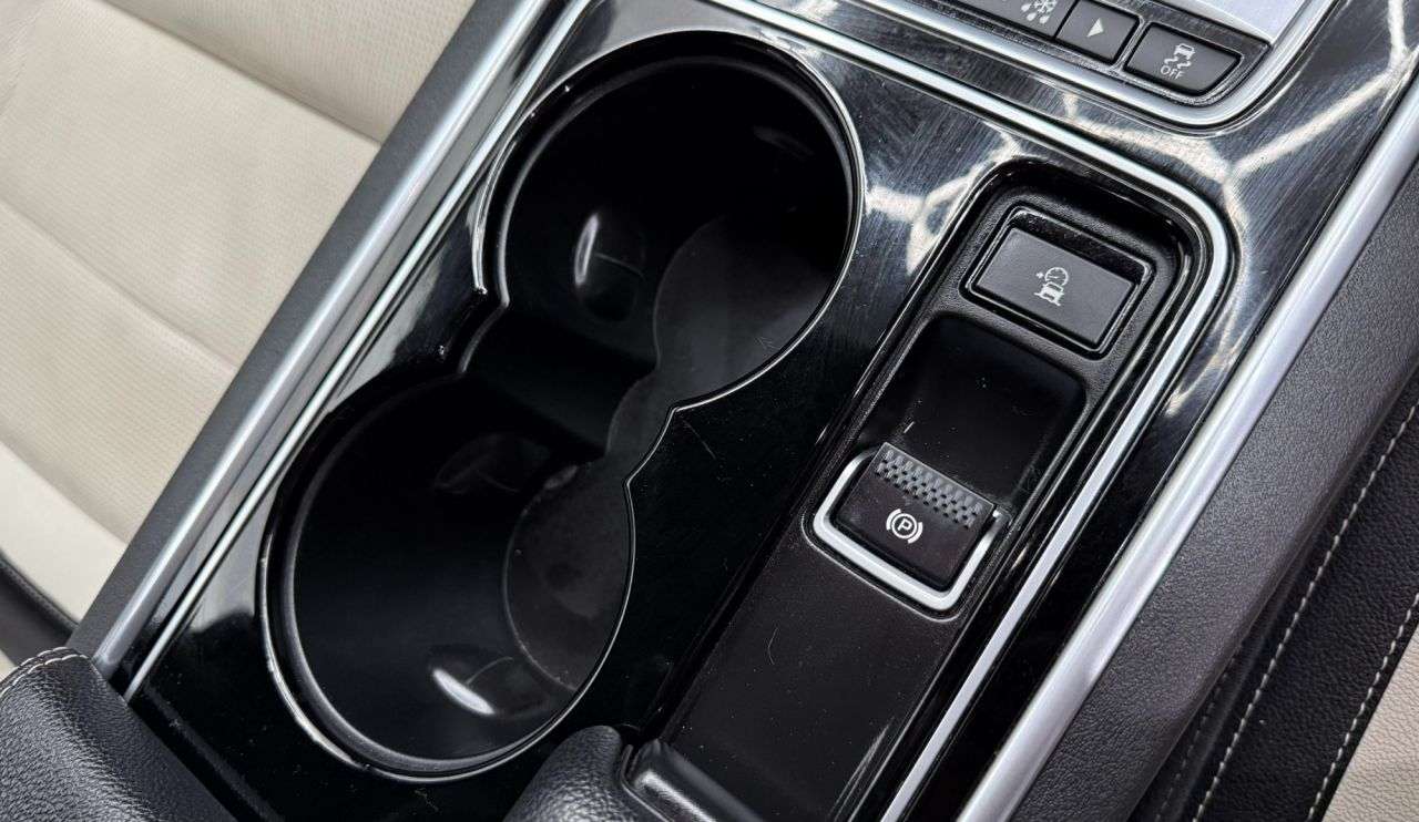 2015 JAGUAR XE 2015 JAGUAR XE