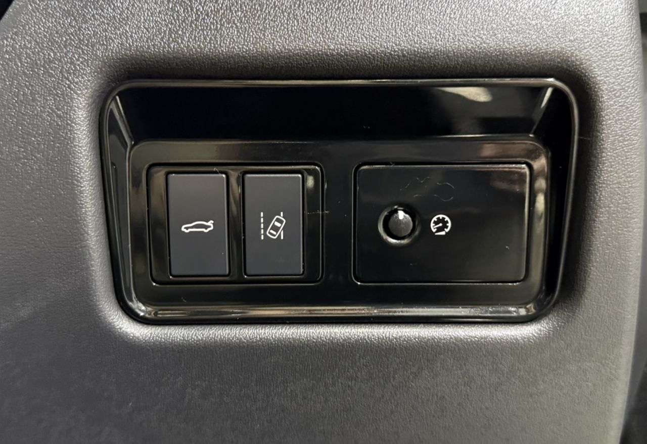 2015 JAGUAR XE 2015 JAGUAR XE