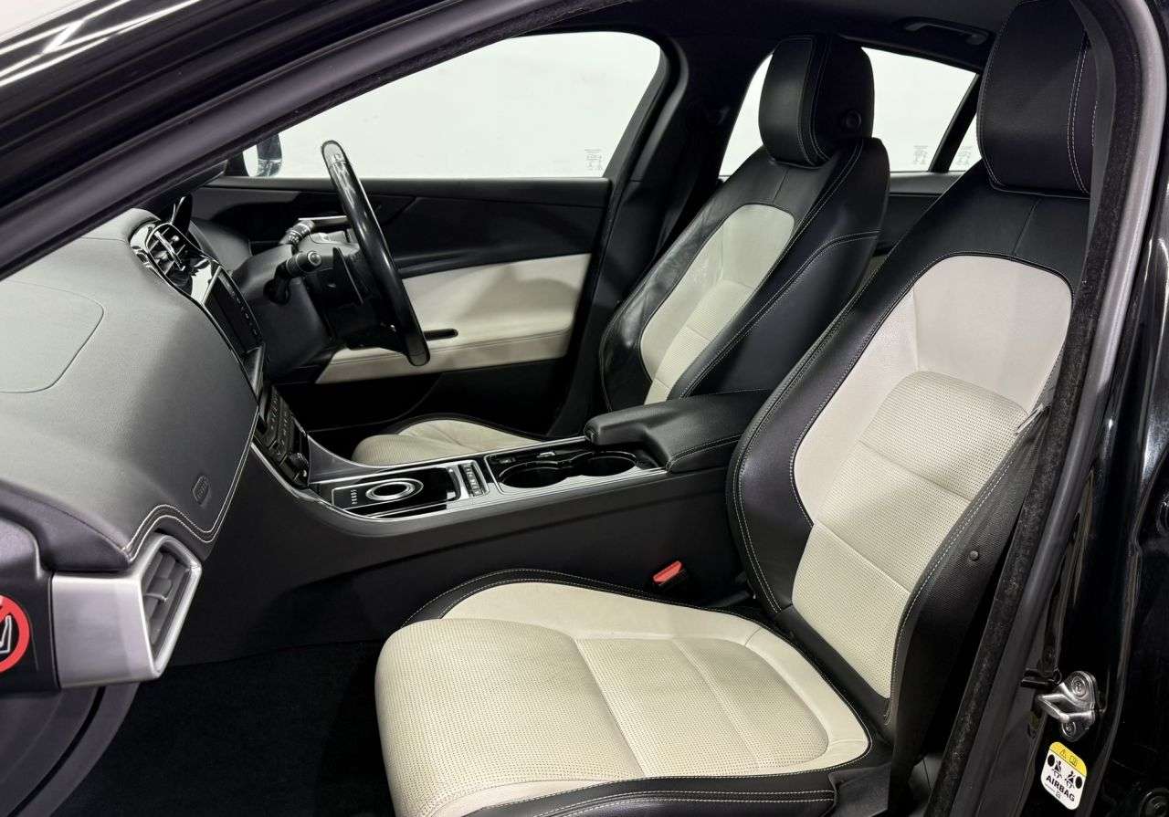 2015 JAGUAR XE 2015 JAGUAR XE