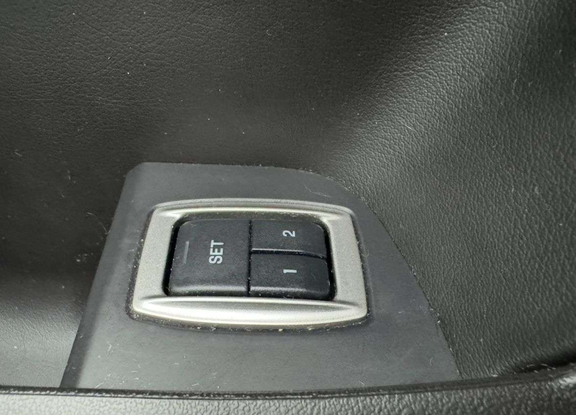 2013 JAGUAR XF 2013 JAGUAR XF