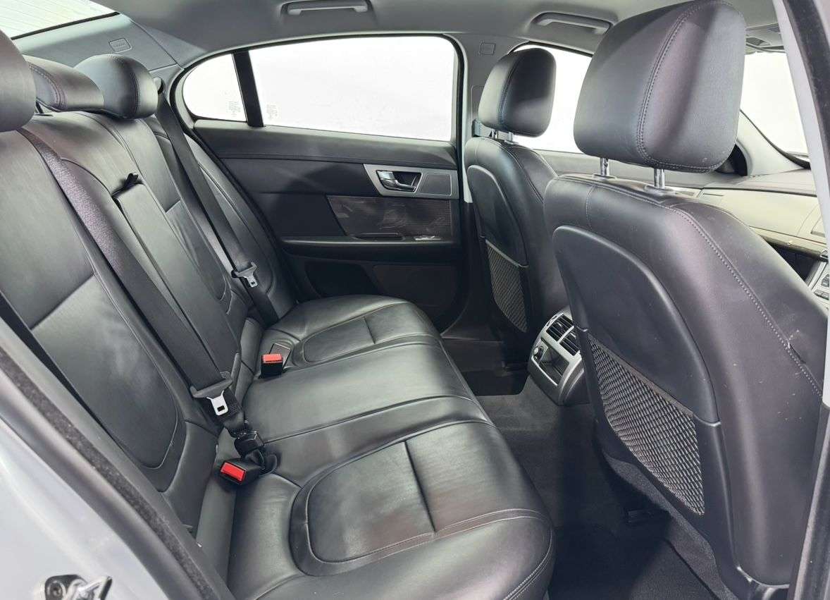 2013 JAGUAR XF 2013 JAGUAR XF