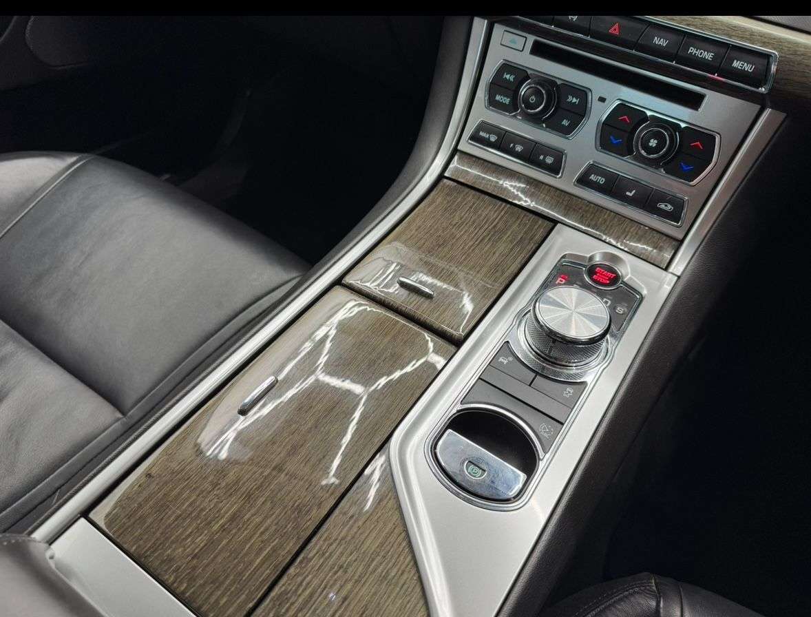 2013 JAGUAR XF 2013 JAGUAR XF