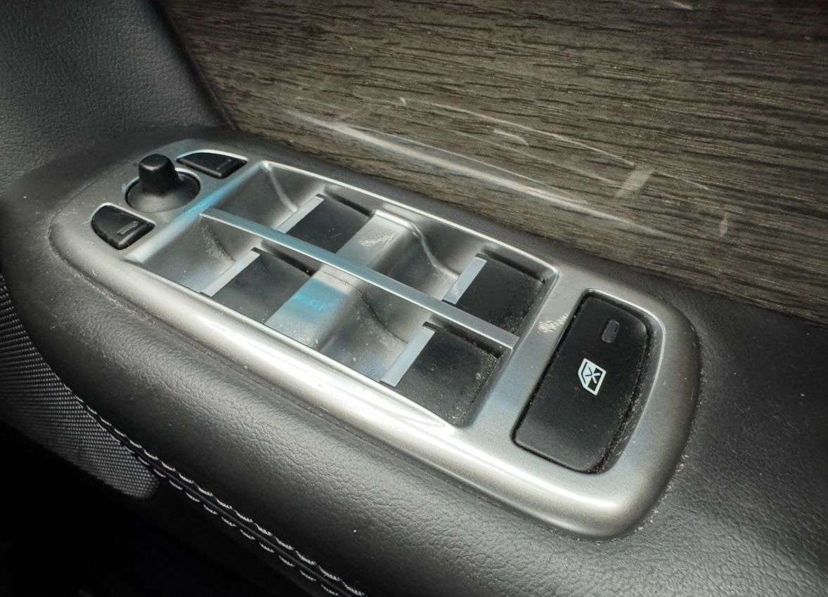 2013 JAGUAR XF 2013 JAGUAR XF