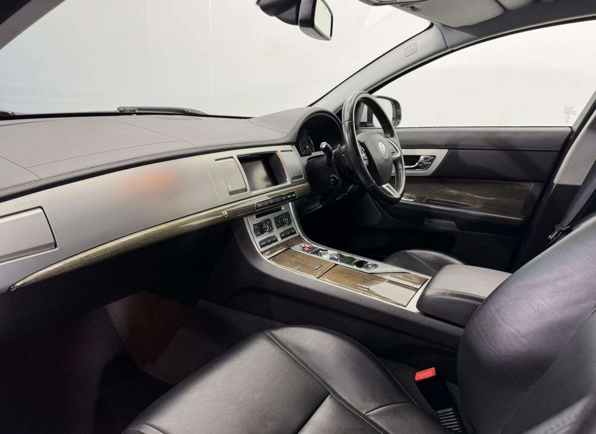 2013 JAGUAR XF 2013 JAGUAR XF