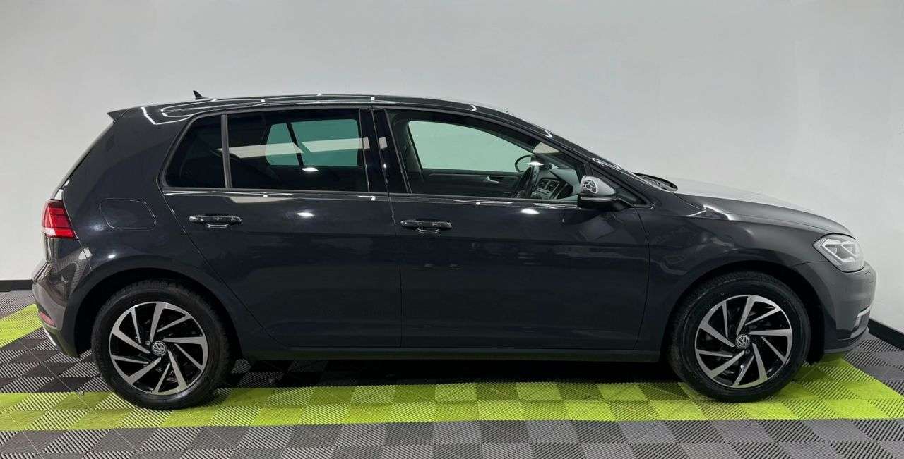 2019 VOLKSWAGEN GOLF 2019 VOLKSWAGEN GOLF