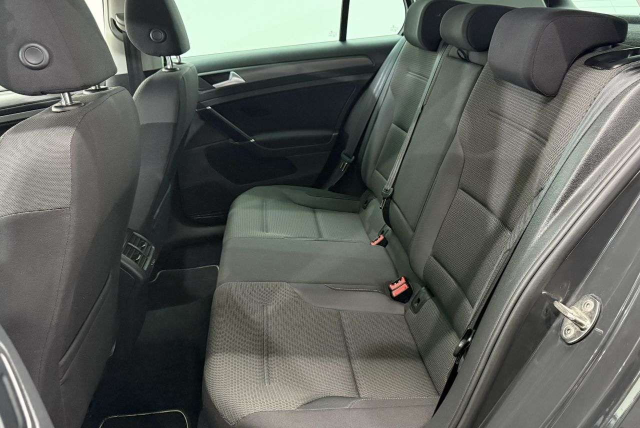 2019 VOLKSWAGEN GOLF 2019 VOLKSWAGEN GOLF