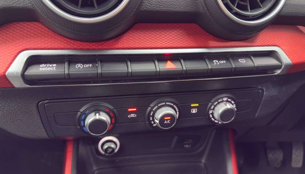 2017 AUDI Q2 2017 AUDI Q2