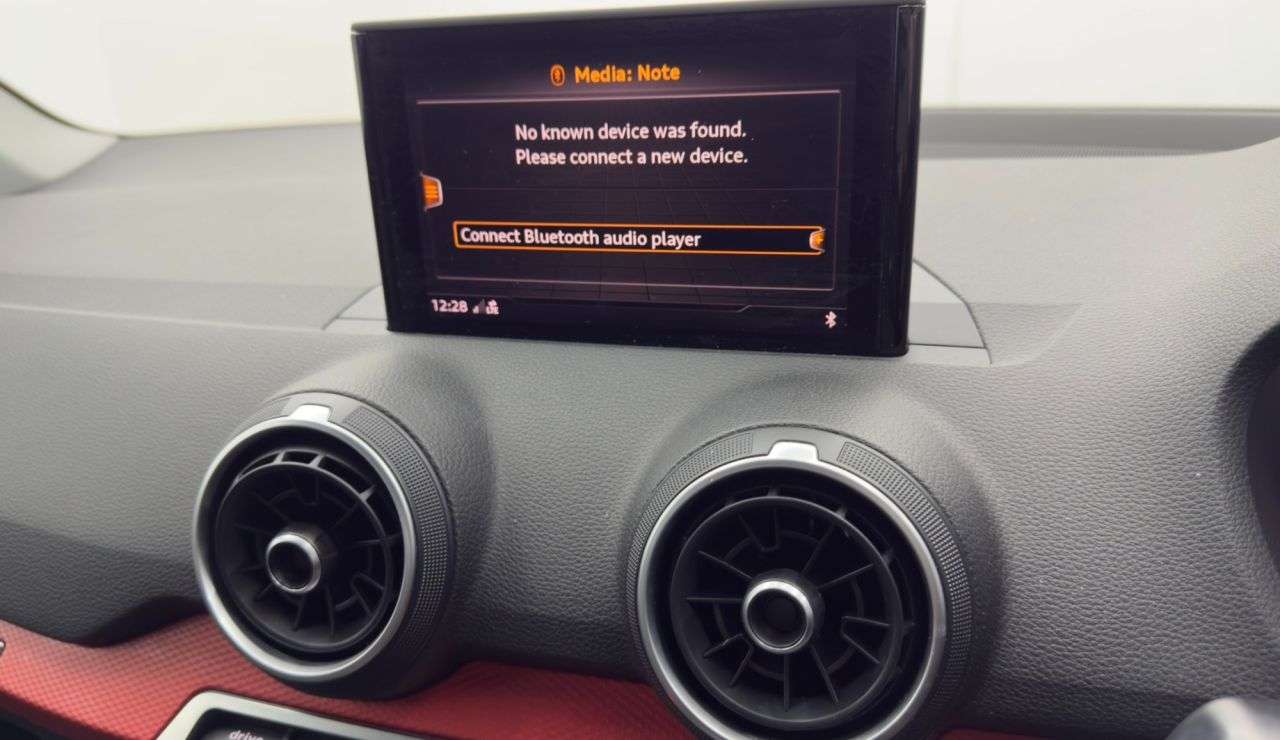 2017 AUDI Q2 2017 AUDI Q2