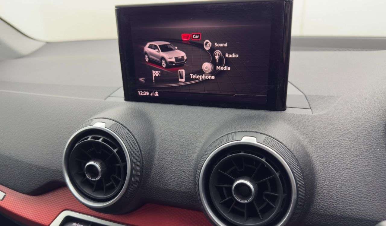 2017 AUDI Q2 2017 AUDI Q2