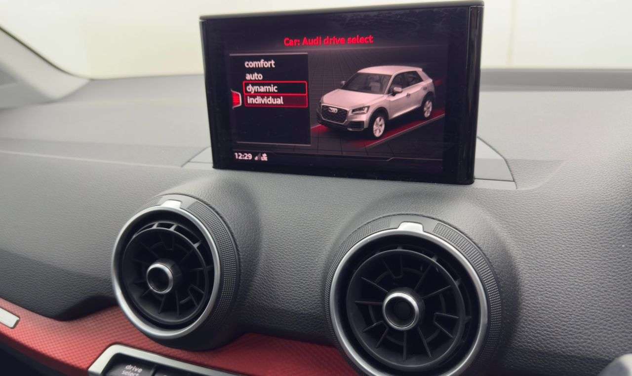 2017 AUDI Q2 2017 AUDI Q2