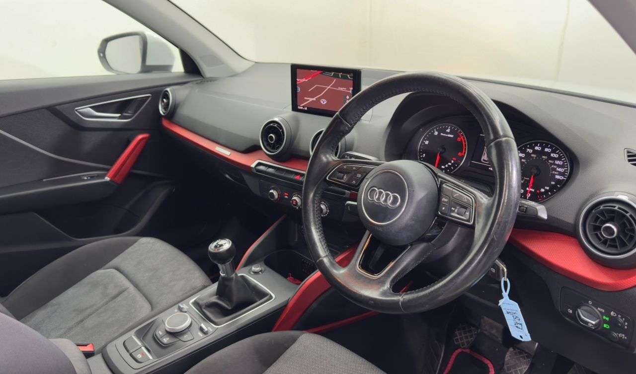 2017 AUDI Q2 2017 AUDI Q2