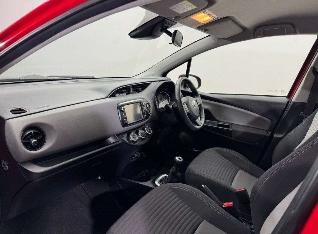 2018 TOYOTA YARIS 2018 TOYOTA YARIS