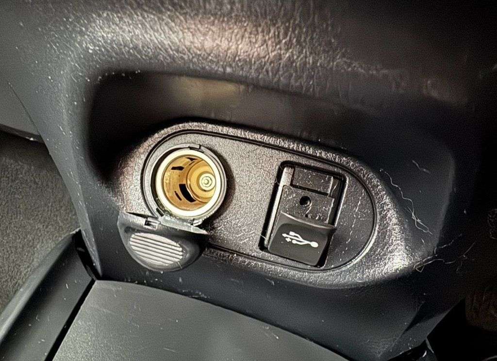 2018 TOYOTA YARIS 2018 TOYOTA YARIS