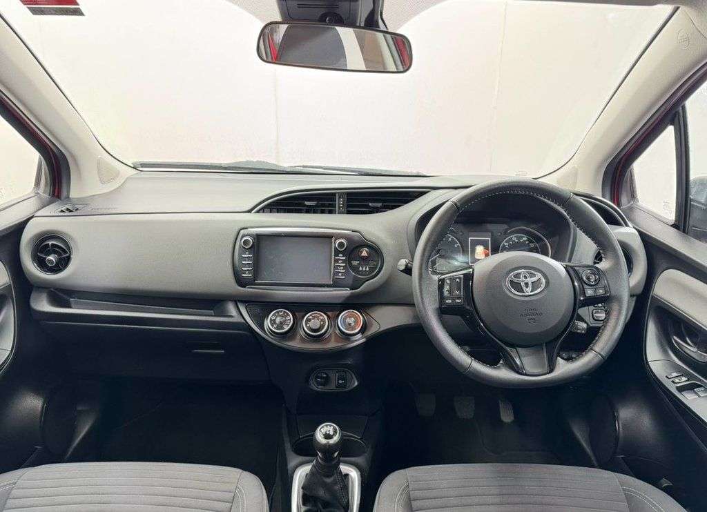 2018 TOYOTA YARIS 2018 TOYOTA YARIS