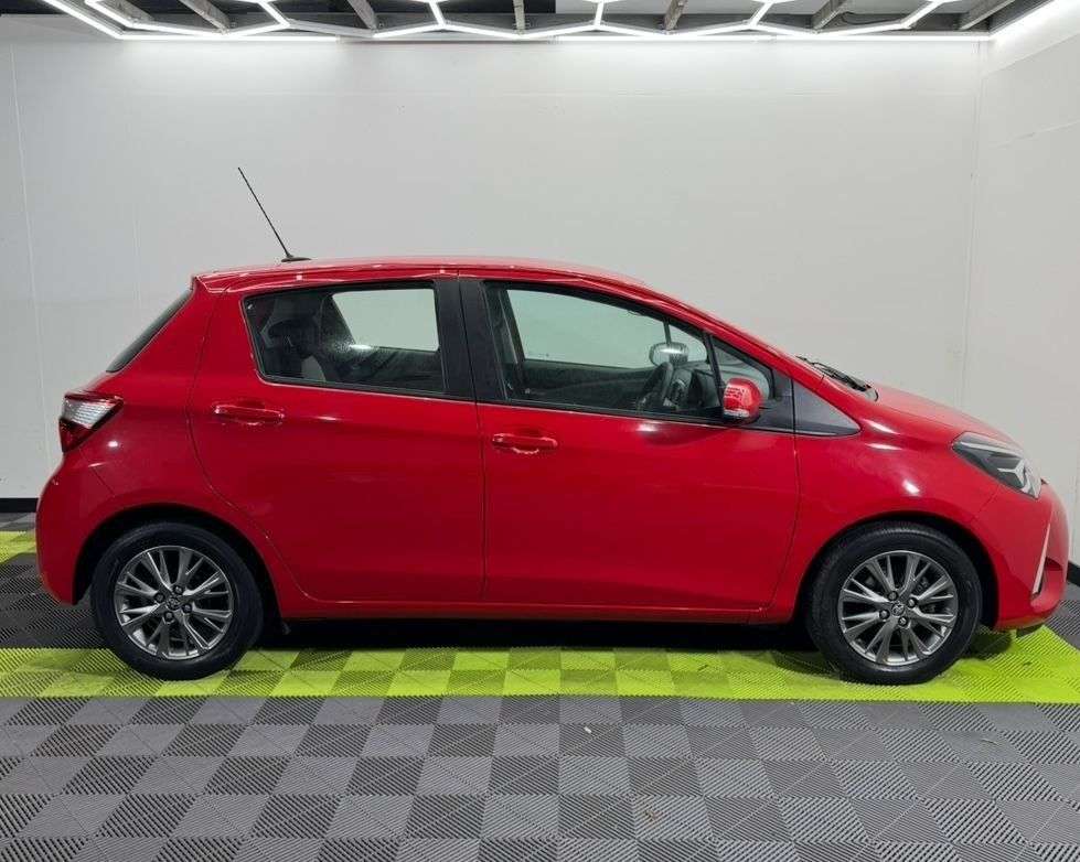 2018 TOYOTA YARIS 2018 TOYOTA YARIS